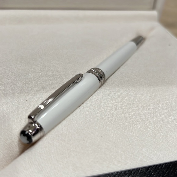 Authentic Mont Blanc - White / White Gold “Tribute to the Mont Blanc” - Picture 2 of 9